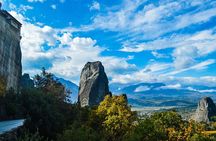 Meteora tour from Volos.A journey through history and nature.