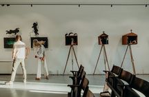 Guided Art Tour Contemporary Art Meets a Quiet Santorini Village