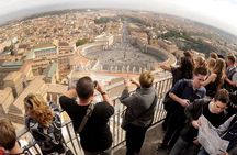 Rome: Guided Tour of St. Peter's Dome Climb, Basilica & Vatacombs