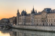 Paris Walking Tour , Historical Sites .
