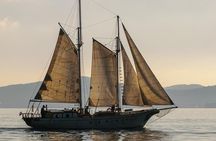 Zadar Private Authentic Wooden Boat tour with unlimited champagne