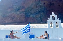 Santorini Highlight Tour with Local Guide 