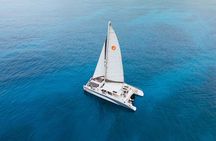 Lana'i Coast Snorkel and Sail
