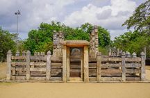 Visiting the Historical Polonnaruwa Ruins and Minneriya Safari