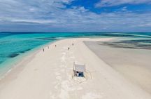 Private - Hidden Beautiful Sandbank with Seafood Lunch
