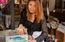 Flea Market Secrets near Montmartre: A Paris Hunt for Treasures
