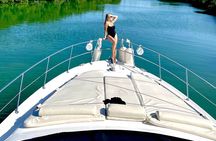 Explore Isla Mujeres by Boat in Cancun