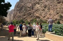 Wadi Shab and Bimmah Sinkhole Full-Day Adventure