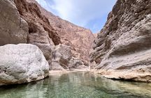 Wadi Shab and Bimmah Sinkhole Full-Day Adventure
