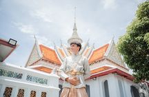 Private Photoshoot at Wat Arun with Professional Photographer