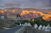 Private Heritage Monasteries Tour + Local Lunch + Private Guide