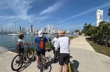 NEW! Sunset Bike Ride from Cartagena's Bay to Barrio Getsemaní