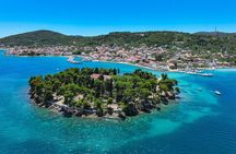 3 Island Tour Swim and Snorkel with Drinks on Traditional Boat