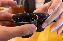 Shinjuku Food & Drink Tour (5 dishes & 3 drinks at 3 local spots)