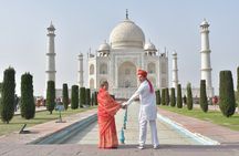 Taj Mahal and Agra Private Tour from Delhi by Car with 5* Lunch