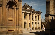 Shared | Alumni-led Walking & Punting Tour w/opt New College