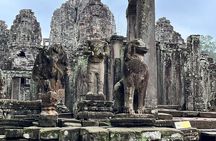 1-D tour: Angkor Wat, Banteay Srei, Ta Prohm & Angkor Thom.