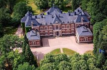 VIP Tour Porvoo and Old Manor by Mercedes V with Private Guide 