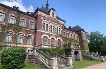 VIP Tour Porvoo and Old Manor by Mercedes V with Private Guide 