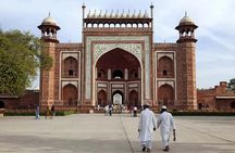 Taj Mahal Sunrise, Baby Taj and Agra Fort Day Tour From Agra