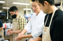 Tokyo Sushi Experience: Make Sushi with Toyosu Market Fish