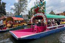 Mexico City boat tour with food and unlimited drinks