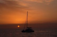 Catamaran Cruise to Dia Island with Meal and Water Activities