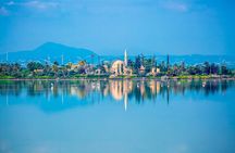 Larnaca Airport Pickup with 1-Hour Coastal Sightseeing Ride
