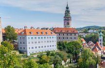 Fairytale Český Krumlov and Bohemian Village Day Tour with Lunch