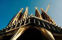 Barcelona Highlights Sagrada Familia and More Sweet Tasting