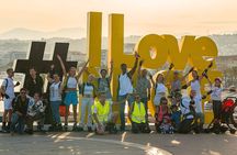 Nice in rollerblading at sunset, local meals & live music!