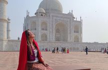 Taj Mahal Sunrise or Sunset Tour with Optional Lunch