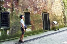 Yokosuka: Guided Island Tour to Sarushima’s Forgotten Fort