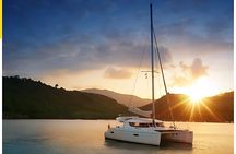 Costa Rica Catamaran Private Sunset Tour with Drinks
