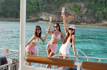 Phuket: Phi Phi, Bamboo & Maiton Speed Catamaran Tour