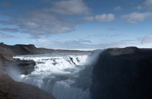 Golden Circle Tour, hidden waterfall and Lava Tunnel