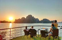 Ha Long Bay Day Cruise from Hanoi with Kayaking, Swimming & Lunch