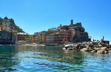 Day/Sunset tour in Cinque Terre on board a typical Ligurian gozzo boat