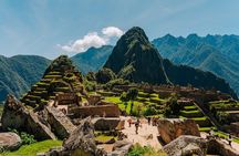 Small-Group Tour: Guide Service in Machu Picchu