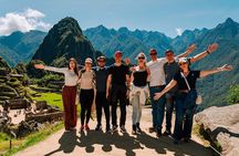 Small-Group Tour: Guide Service in Machu Picchu