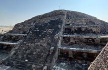 Teotihuacan Pyramids Tour, small group in Van, from Mexico City