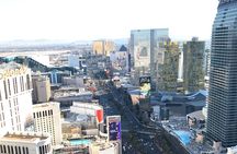 Small Group Vegas Strip Walking Tour with Free Drink