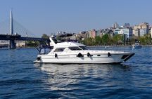 Istanbul Luxury Yacht on Bosphorus