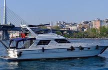 Istanbul Luxury Yacht on Bosphorus