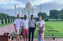Taj Mahal Sunrise with Photography & Local Expert Guide Tour