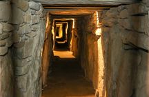 Private Newgrange and Monasterboice Tour with Expert Guide