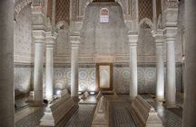 Marrakesh: Bahia Palace, Saadian Tomb, Souk & Medina Walking Tour