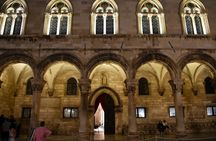 Dubrovnik Walk & Wine: Old Town Walking tour with a Glass of Wine