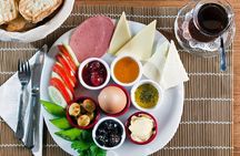 Bosphorus Cruise with Breakfast, Sunset and Stop on Asian Side 