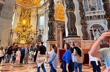 St Peter's Basilica Underground Tour with Dome Climb